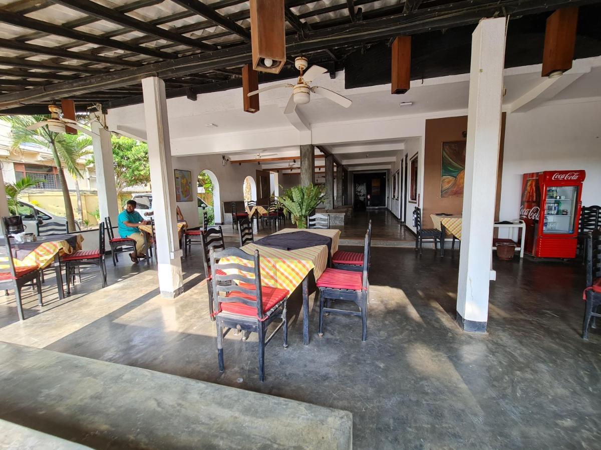Star Beach Guest House Negombo Eksteriør bilde