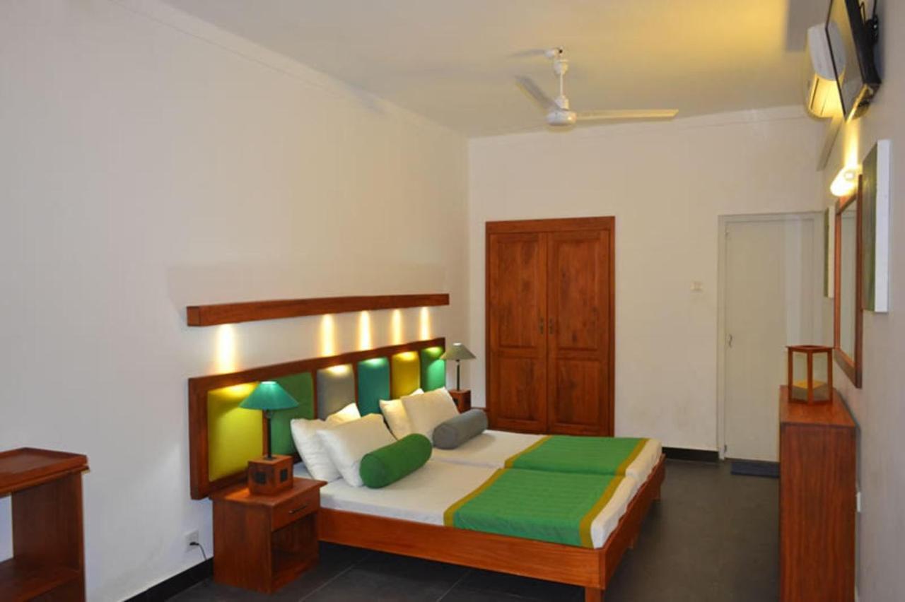 Star Beach Guest House Negombo Eksteriør bilde