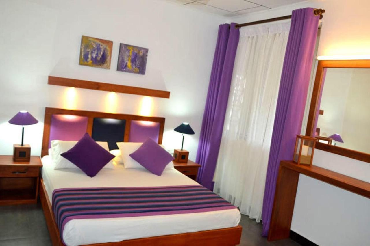 Star Beach Guest House Negombo Eksteriør bilde